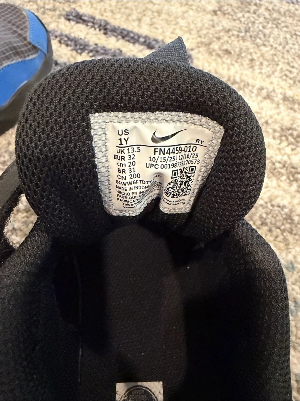 Nike Air Max Nova Black, Blue & White Kids Velcro Athletic Sneakers